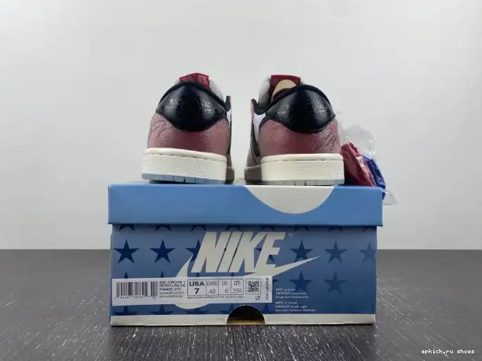 Rep X JORDAN TROPHY LOW BLACK' 1 AIR OG ROOM FN0432-017 'RED 0424